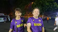 Kisah Suami-Istri Suporter Oxford United yang Awayday ke Piala Presiden 2025: Luar Biasa: Kami Akan Promosikan Indonesia di Inggris!